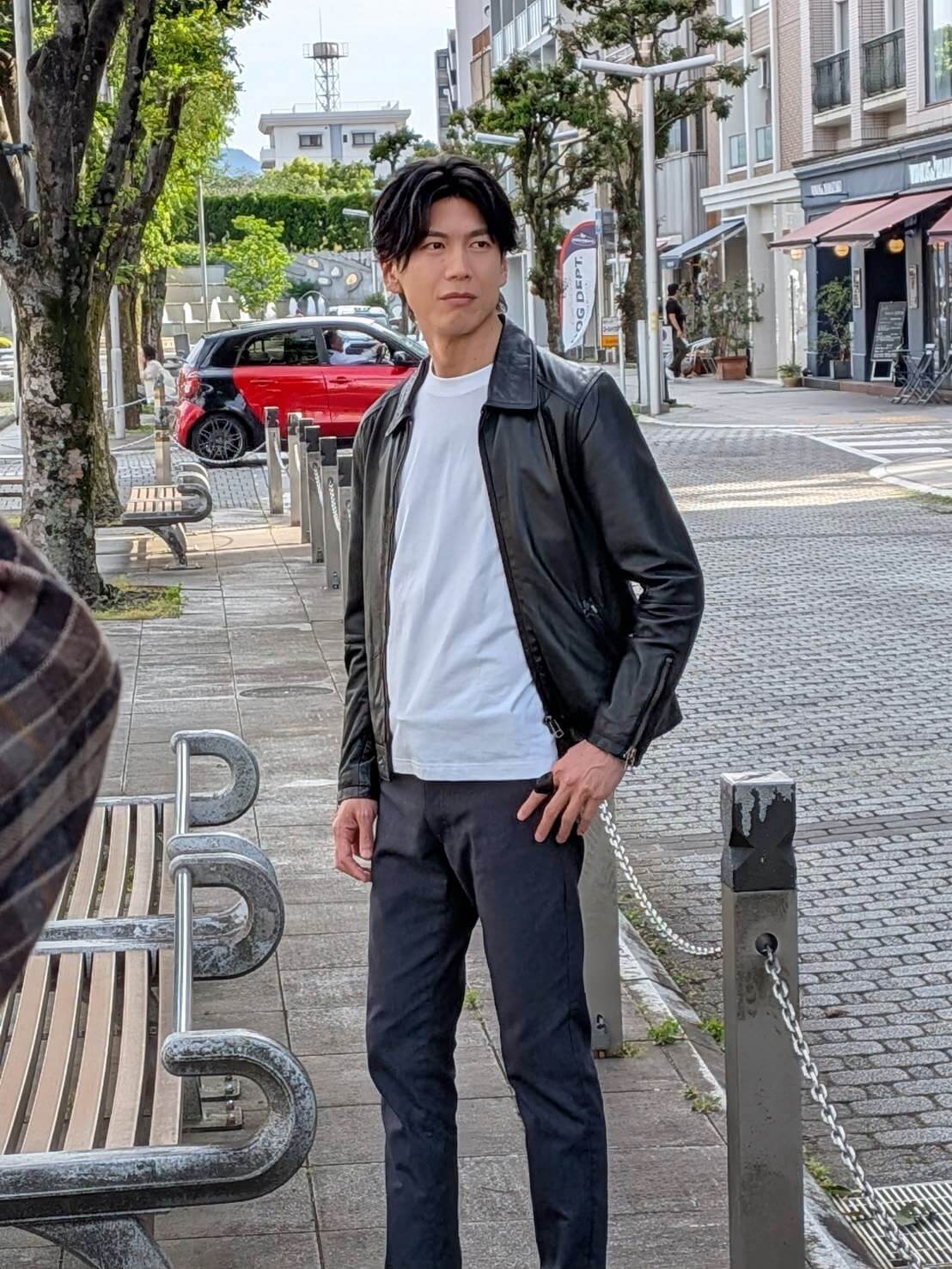 20年ぶりのヘアカラー！メイクアップアーティストとみーもモデルに！？