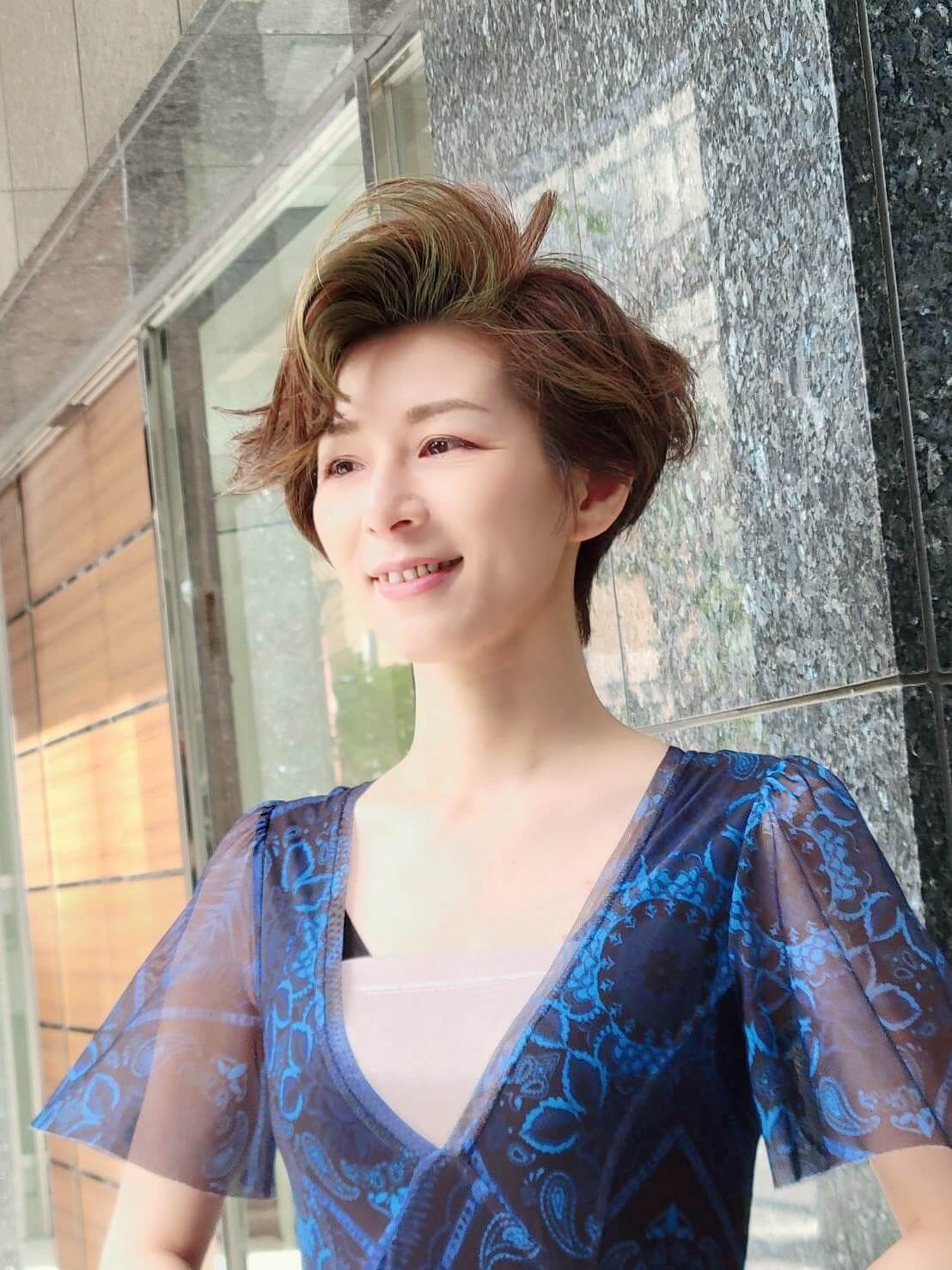 20年ぶりのヘアカラー！メイクアップアーティストとみーもモデルに！？
